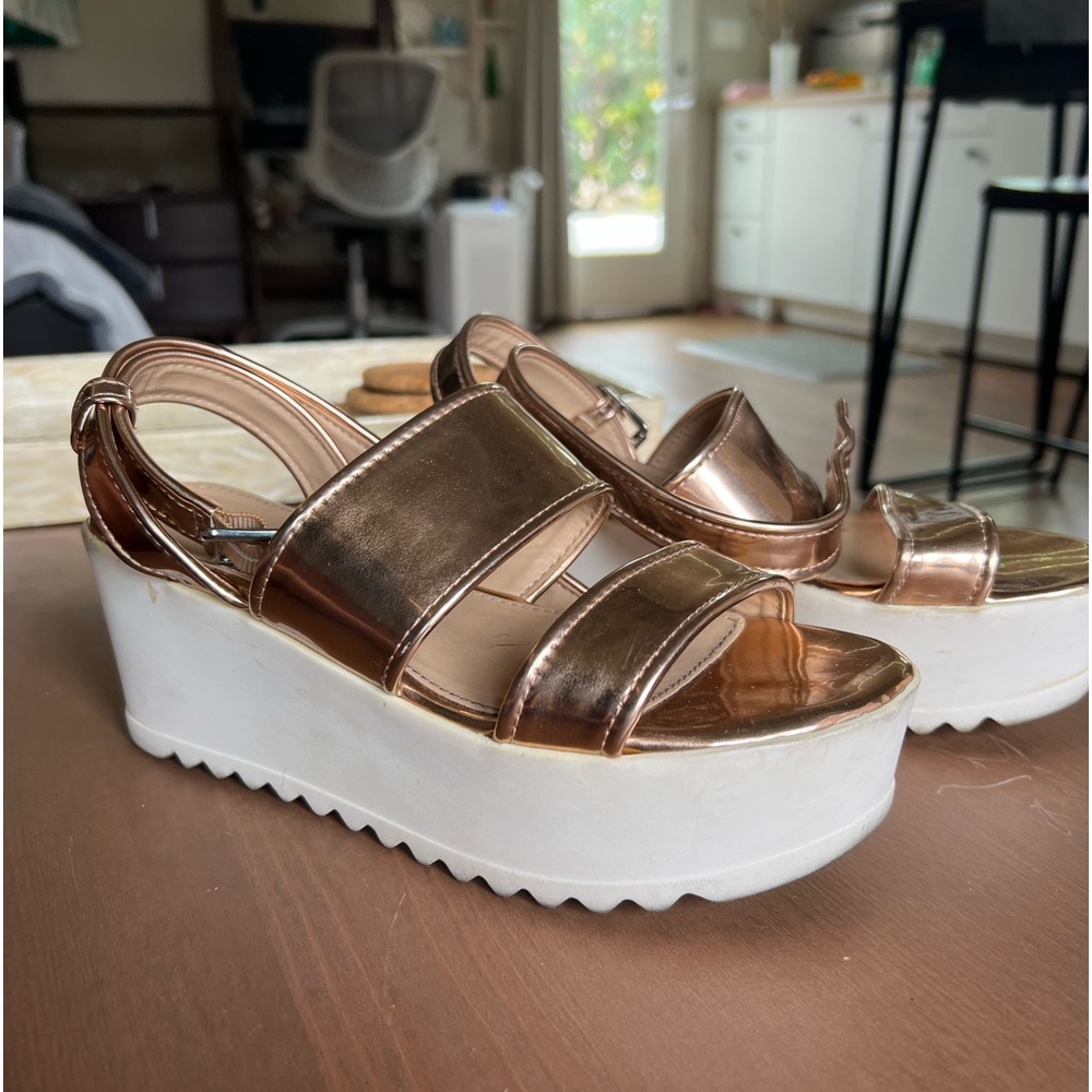 Steve Madden Metallic Rose Gold Platform Sandals